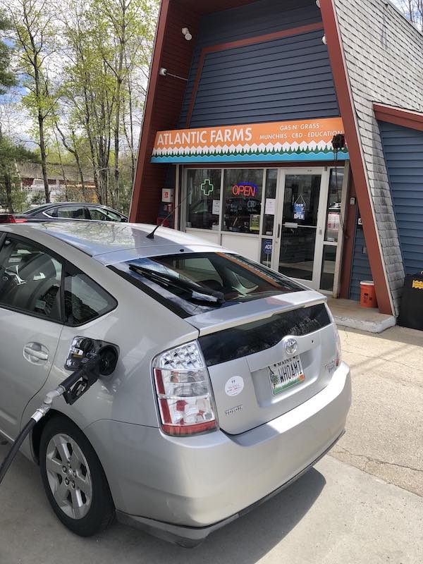 prius at gas n' grass station